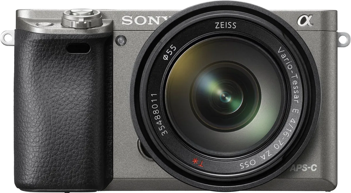 Sony SEL16-70mm F4 G OSS Objectief - 55mm - Zwart