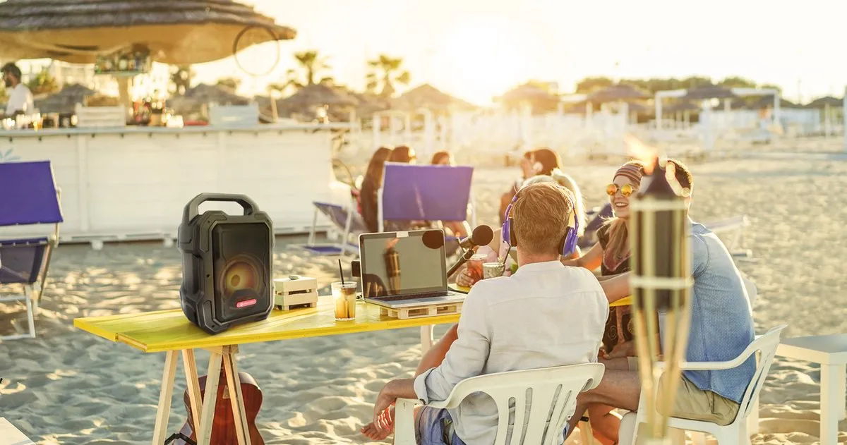 Motorola ROKR 800 Bluetooth Speaker - Zwart - afbeelding 6 van 6