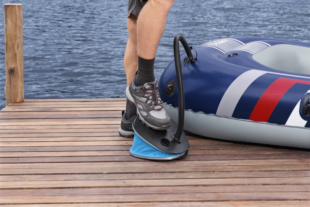 Bestway Air Step 1600cc - Zwart/Blauw - afbeelding 2 van 6