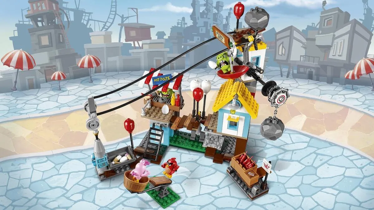 LEGO Angry Birds Pig City Sloopfeest 75824 - 386 Stukken