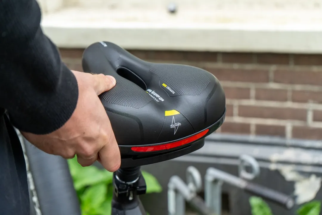 Voltano Fietszadel Gel - Zwart/Geel - Unisex