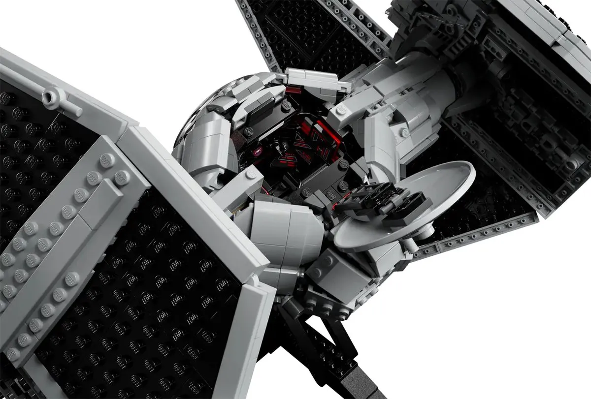 LEGO Star Wars 75382 TIE Interceptor - 1931 Stukken - Meerkleurig