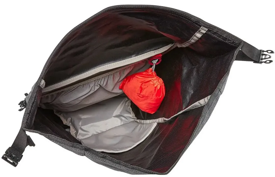 Vaude Road Master Roll-It Luminum Fietstas 22L - Zwart