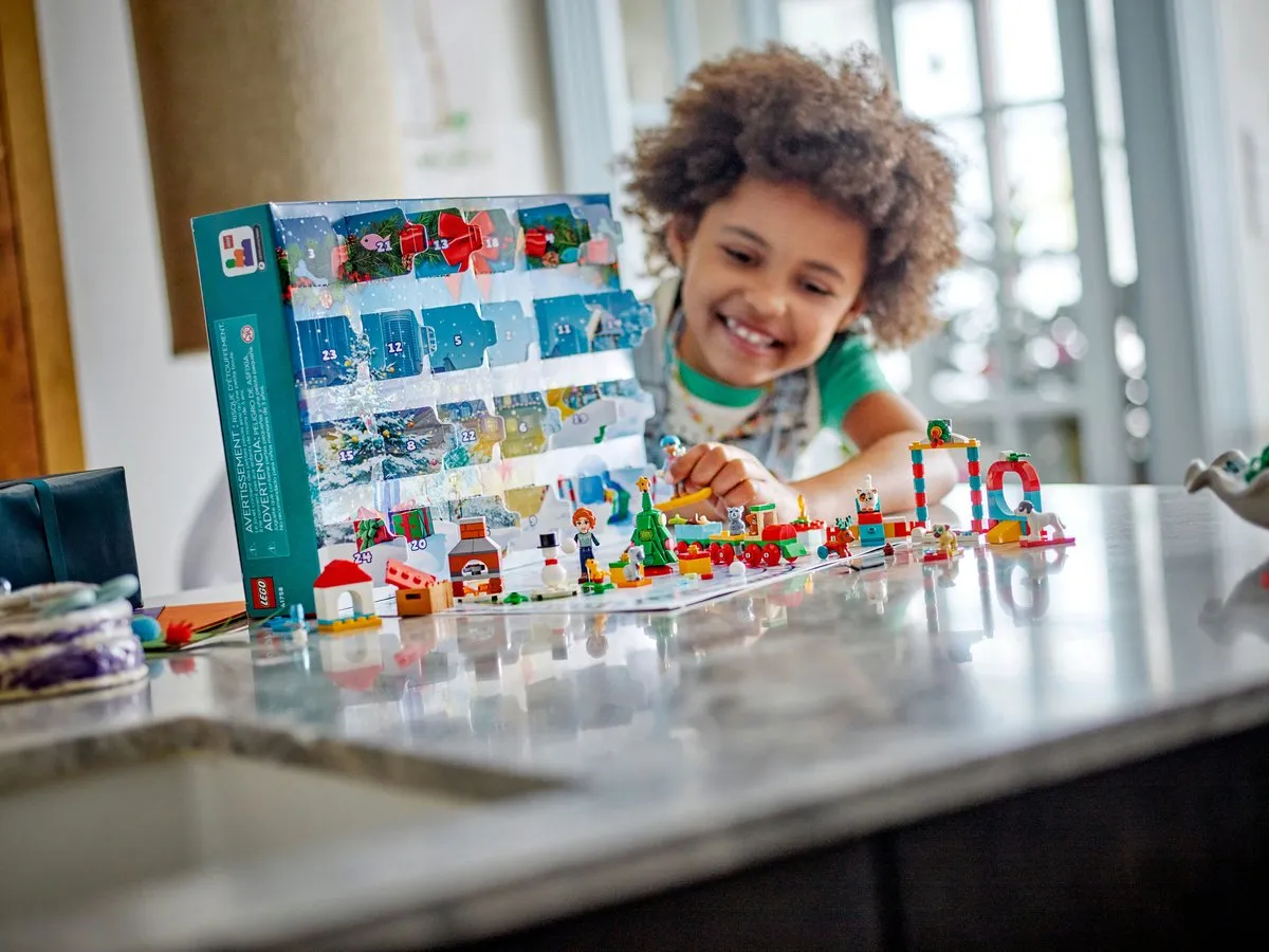LEGO Friends Adventkalender 2023 41758 - 24 Cadeautjes