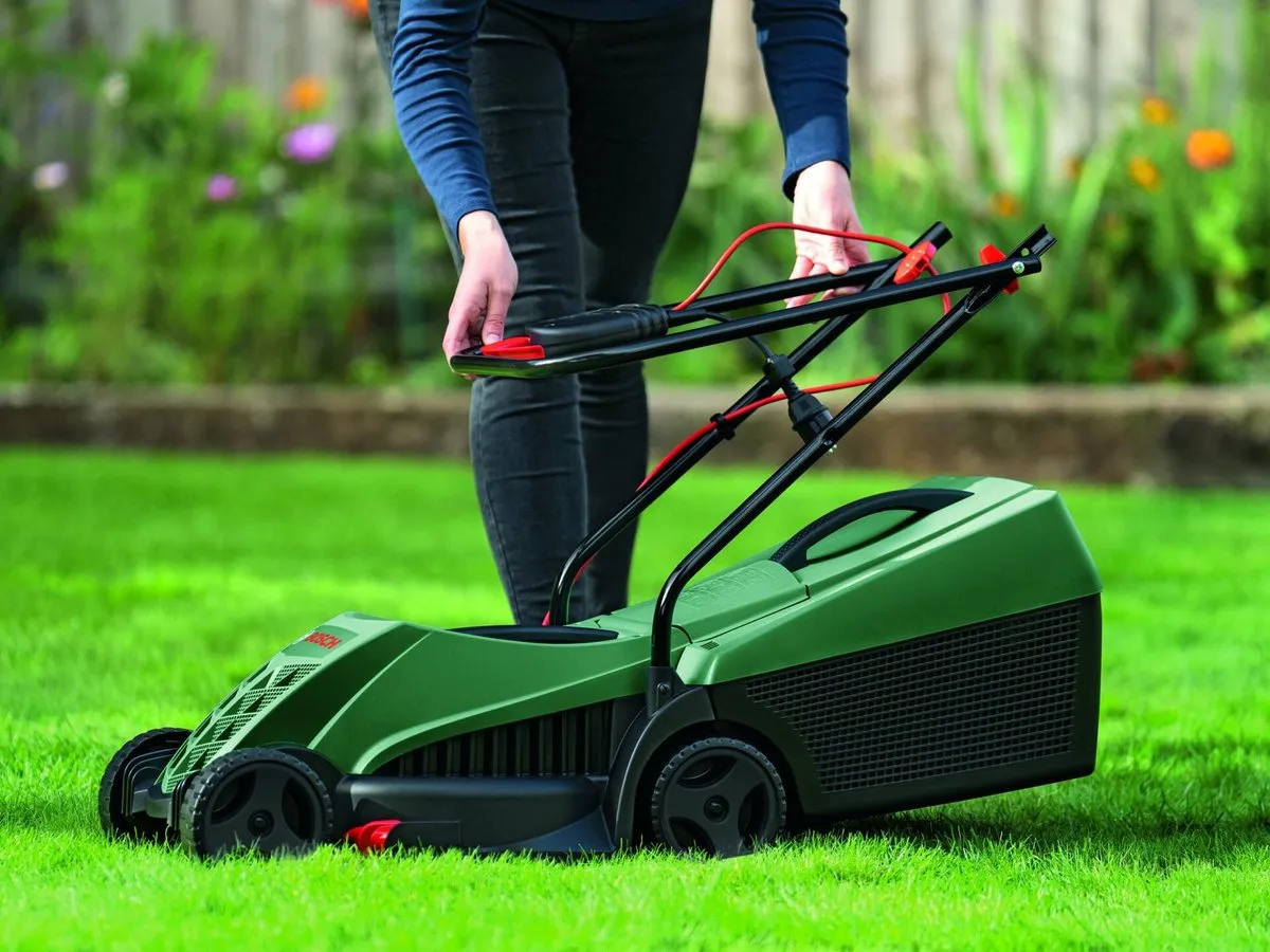 Bosch EasyRotak 32-220 Elektrische Grasmaaier 1200W