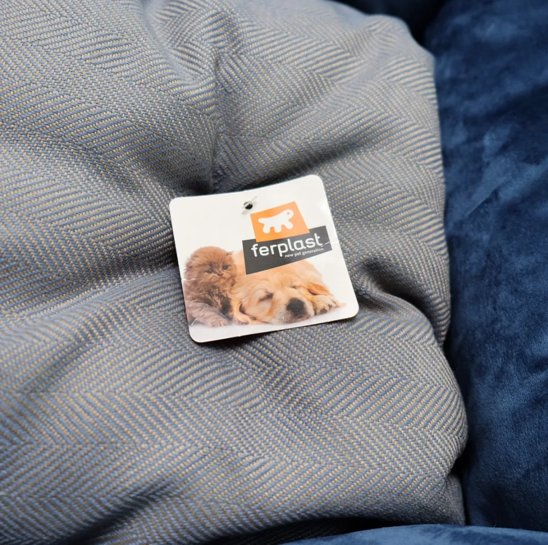 Ferplast Chester 60 Comfortbed Hondenmand 66x50x20cm - Donkergrijs