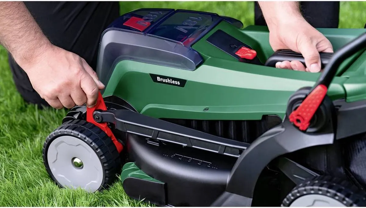 Bosch 18V Accu-Grasmaaier 37cm - 40L Opvangbak - afbeelding 6 van 6