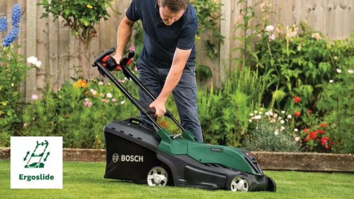 Bosch AdvancedRotak 36V-44-750 Accu Grasmaaier - 2x 4.0Ah Accu - 50L