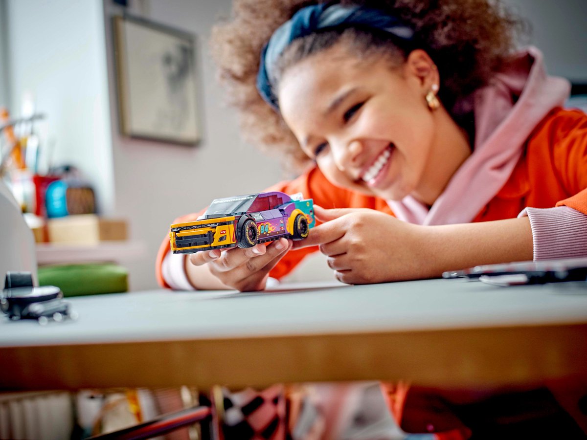 LEGO® Speed Champions - NASCAR® Next Gen Chevrolet Camaro ZL1 - 76935