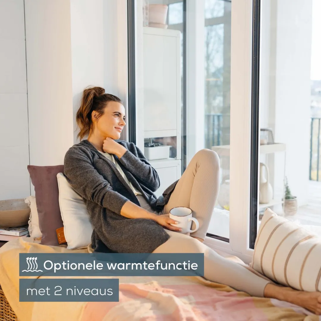 Beurer MG 139 Accu-massagekussen met warmtefunctie - Draadloos - Inschakelbare warmte - Gemaakt van gerecycled materiaal - Machinewasbaar - Automatische uitschakeling - 40 x 40 cm - Mint