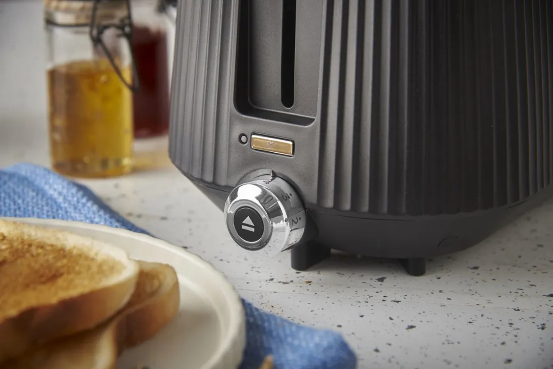 Russell Hobbs Brontë Broodrooster 26760-56 - 2 Snacks - 980W - Zwart