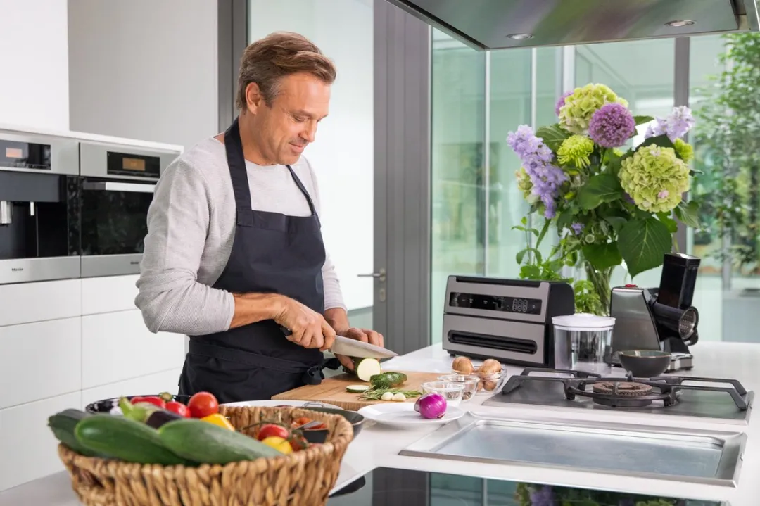 Solis VertiVac Plus 5703 Vacuümmachine - 130W - Zilver