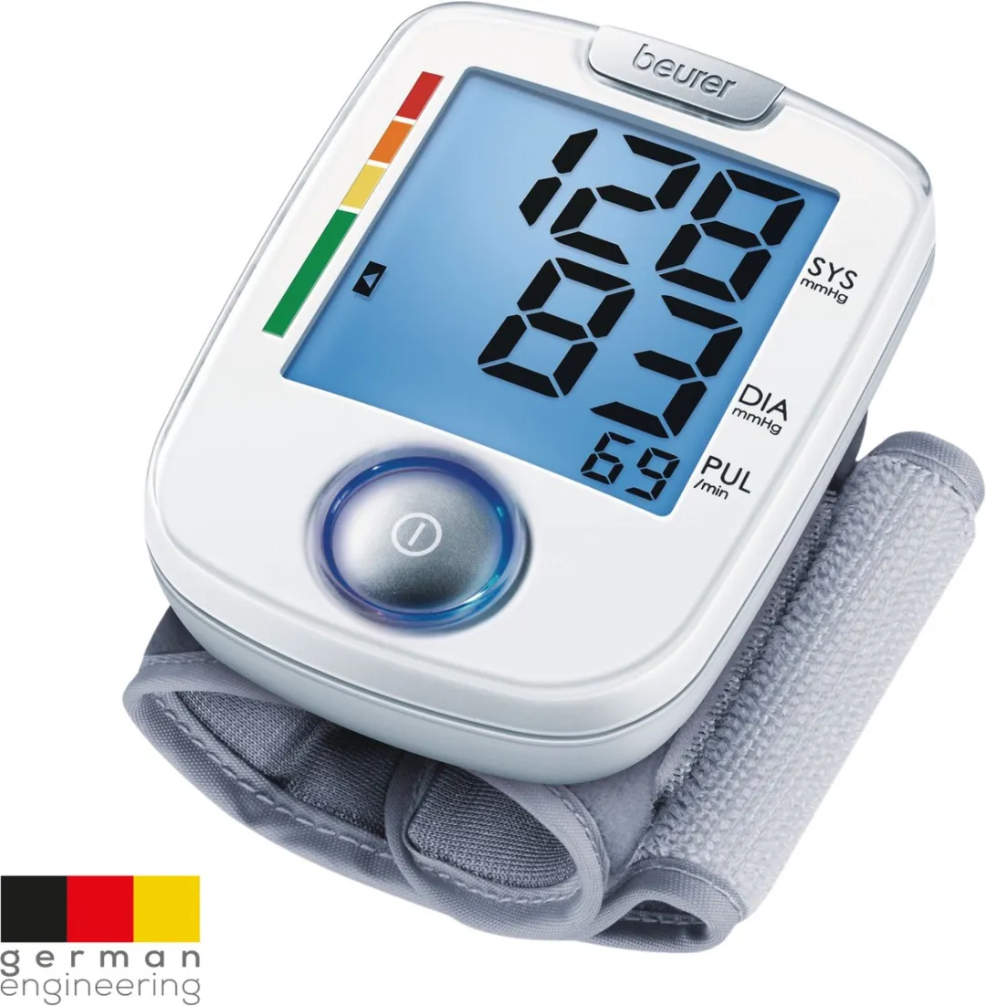 Beurer BC 44 Bloeddrukmeter Pols - Hartslagmeter - Volautomatische meting voor Thuisgebruik - Makkelijke bediening met één Knop - Goed Leesbaar, blauw verlicht XL Display - Inc. Manchet (14 - 19.5 cm)