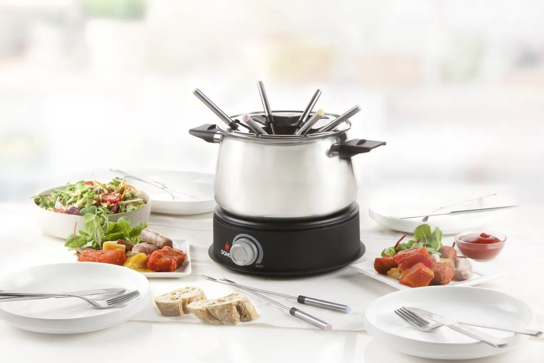 Domo DO706F Fondue - 8 Personen - 1500W - Rvs/Zwart