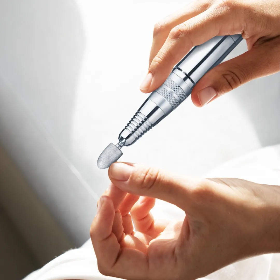 Beurer MP 100 Manicure- en Pedicureapparaat - 20.000 RPM - 10 Opzetstukken - Wit - afbeelding 6 van 6