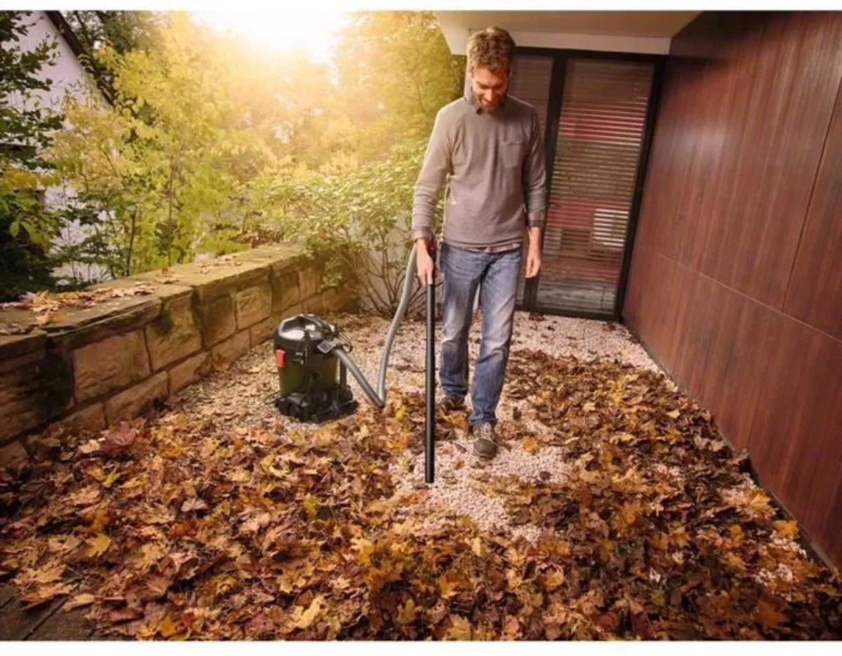 Bosch AdvancedVac 20 Water- en Stofzuiger 300 Airwatts