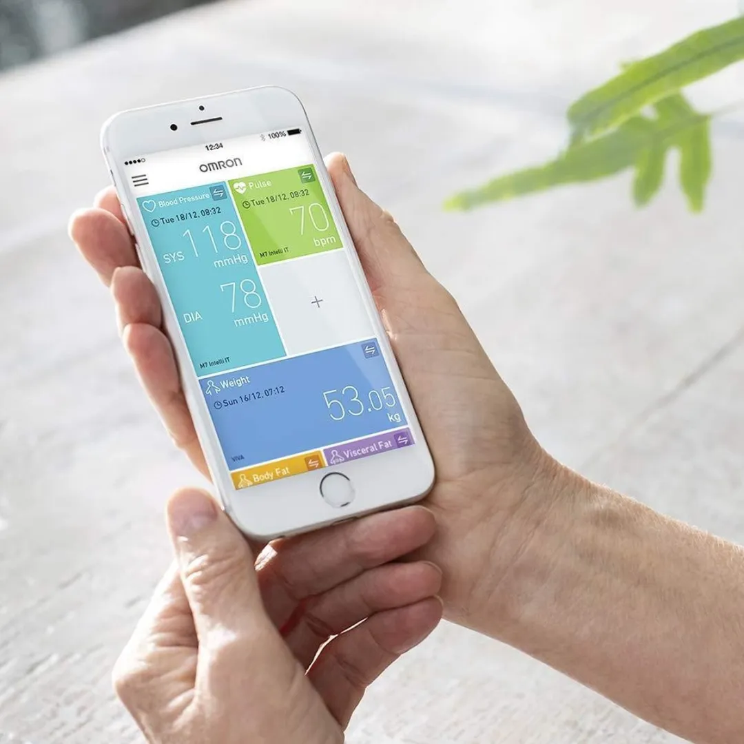 OMRON RS3 Intelli IT Bloeddrukmeter Pols - Blood Pressure Monitor met Hartslagmeter – Onregelmatige Hartslag -Klinisch Gevalideerde Polsbloeddrukmeter - 13,5 tot 21,5 cm Manchet – 5 jaar Garantie