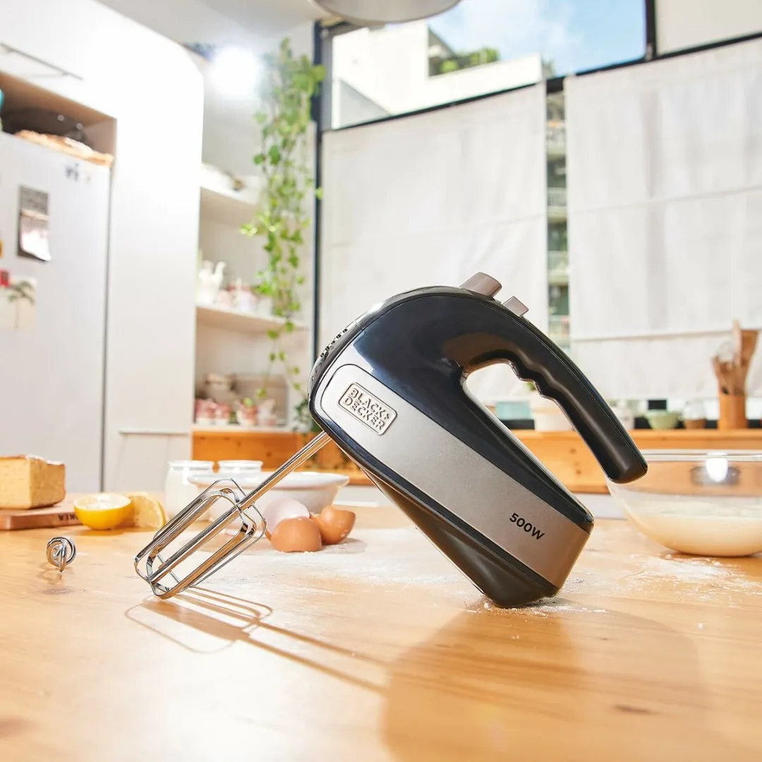 BLACK+DECKER BXMX500E Handmixer - 500W - 5 Snelheden - Zwart/Zilver