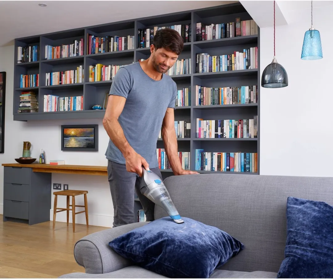 BLACK+DECKER NVC215WA-QW Kruimeldief - 15.5 Airwatts