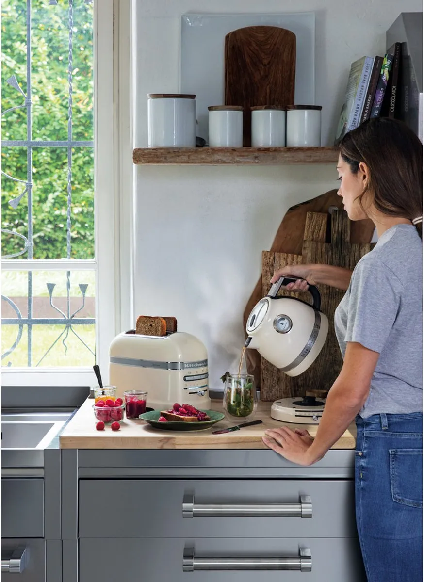 KitchenAid Artisan 5KMT2204EAC Broodrooster 2 Sleuven - 1250W - Almond Cream