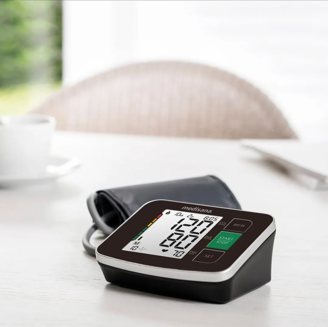 Medisana BU 516 Bovenarm Bloeddrukmeter - Zwart - afbeelding 6 van 6