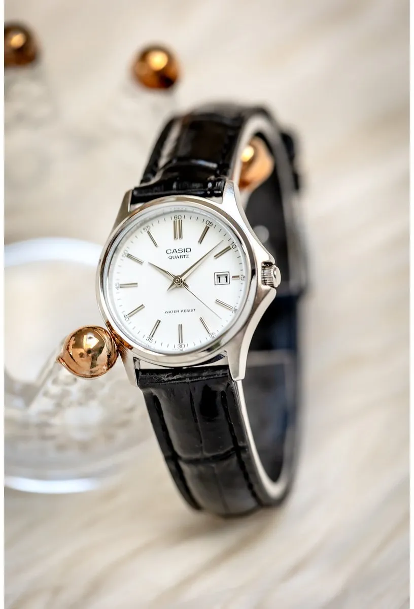 Casio LTP-1183E-7A Dameshorloge - Zilver met Bruin Leder