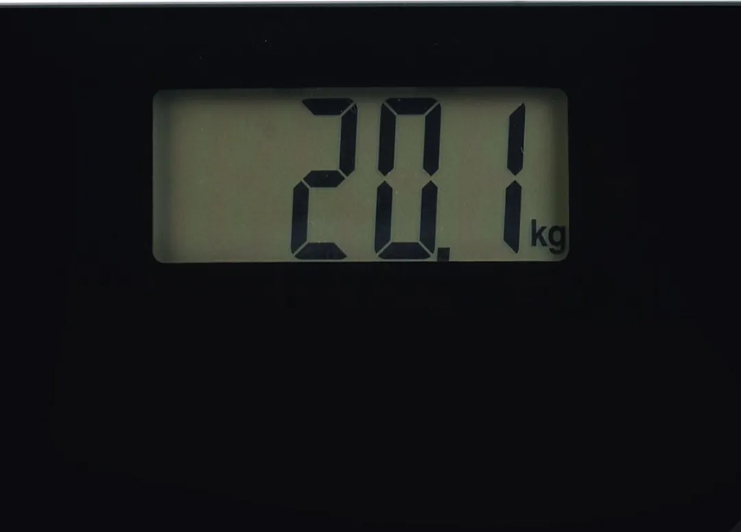 Tristar WG-2441 Personenweegschaal - 150 kg - BMI Analyse - Zwart