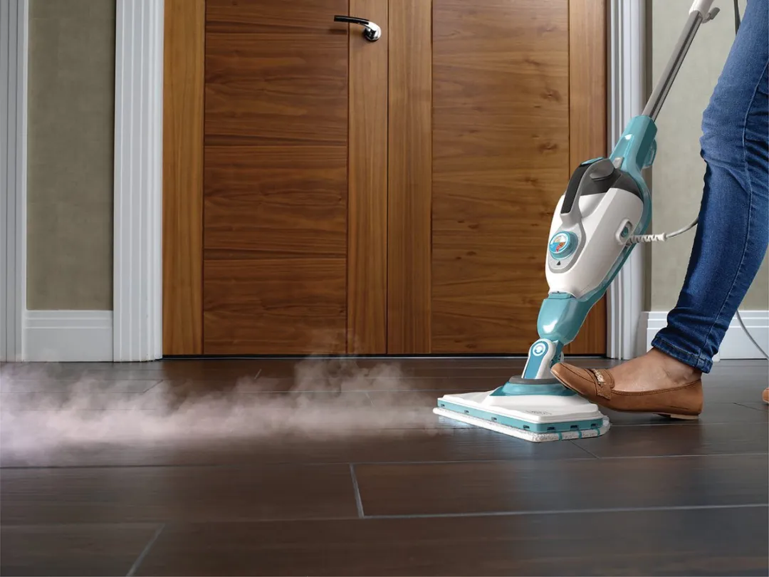 BLACK+DECKER BHSM168DSM-QS Stoomdweil 1600W - Deltavoet & 13 Accessoires - afbeelding 6 van 6