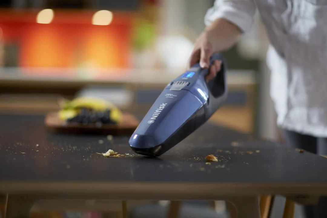 Nilfisk Quick 28V Kruimelzuiger - 28 Airwatts