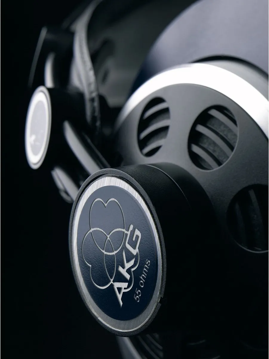 AKG K 240 MKII Studio Koptelefoon
