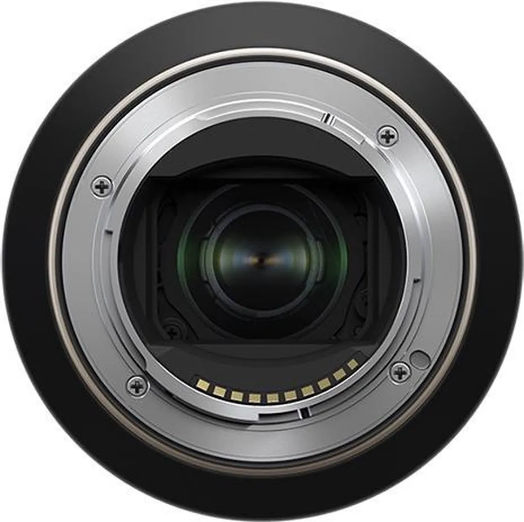 Tamron 70-300mm f/4.5-6.3 Di III RXD Sony FE - 67mm