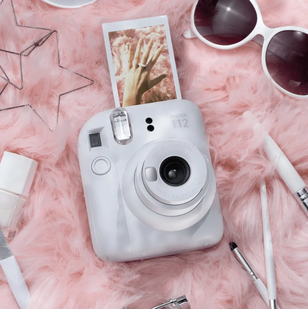 FUJIFILM instax mini 12 Camera - Clay White