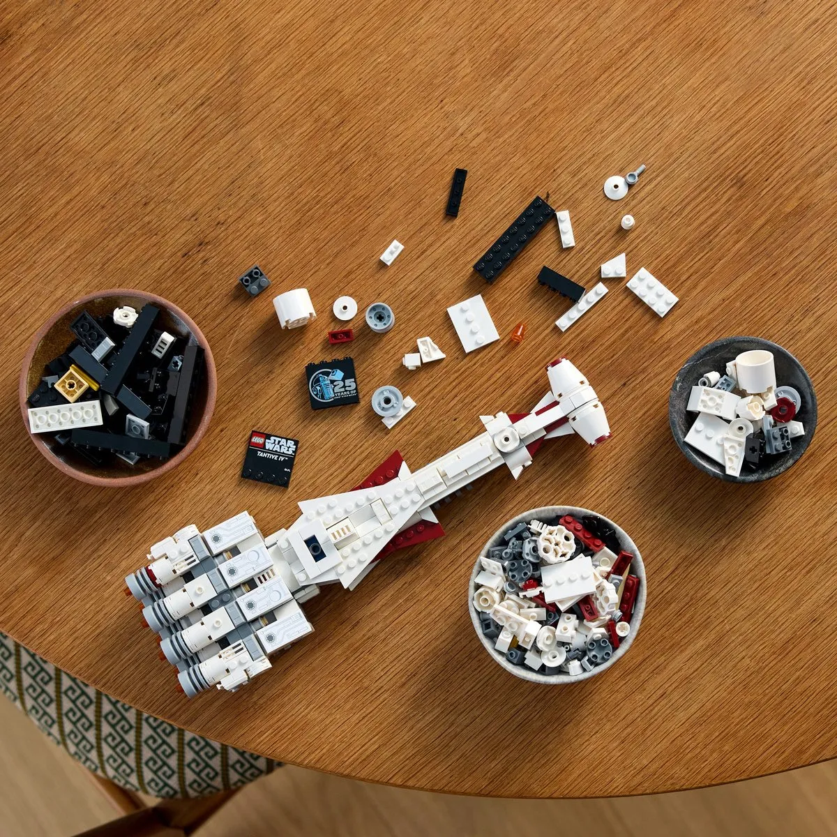 LEGO Star Wars Tantive IV 75376 - 654 Stenen - Multicolor