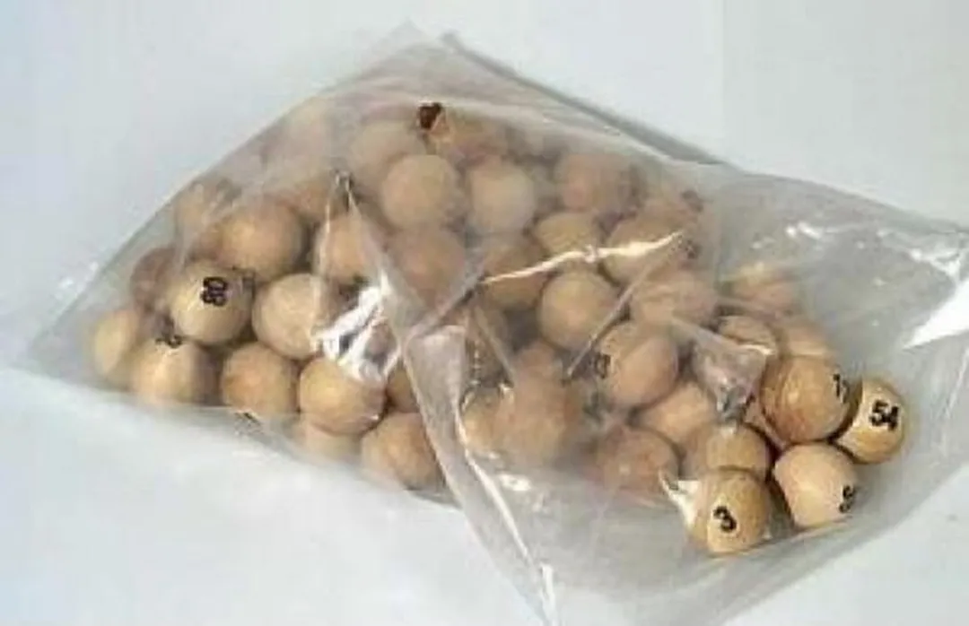 HOT Sports + Toys Lotto Kien Ballen 90 Stuks