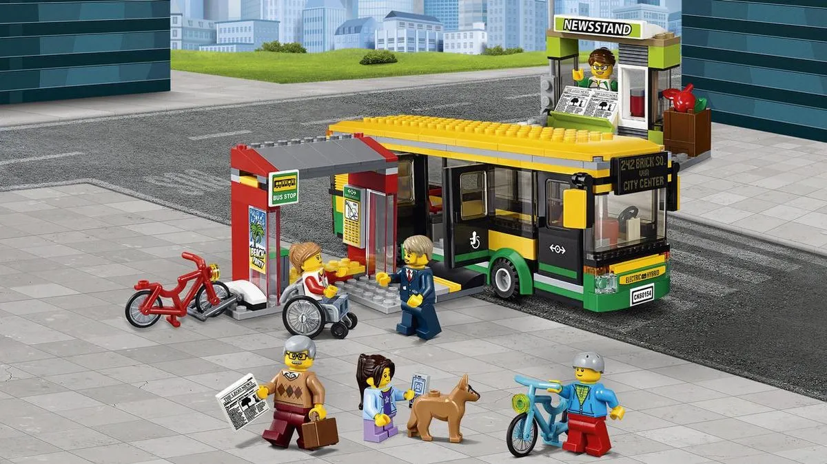 LEGO City Busstation 60154 - 337 Stukken - 6 Minifiguren