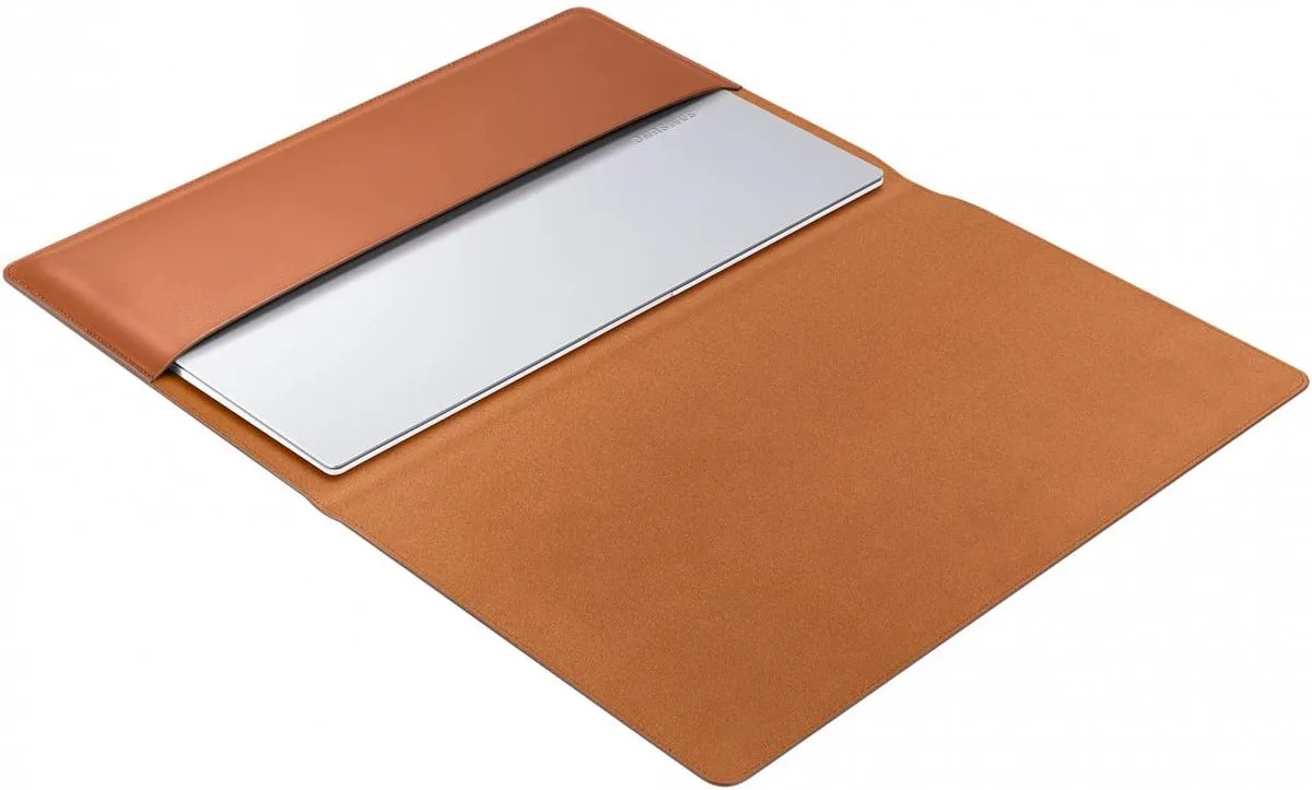 Samsung Leather Sleeve voor Galaxy Book/Laptop/Tablet 13.3 Inch Bruin