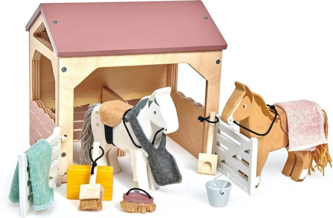 Tender Leaf Toys Huisdierenset Stal met 2 Pony's