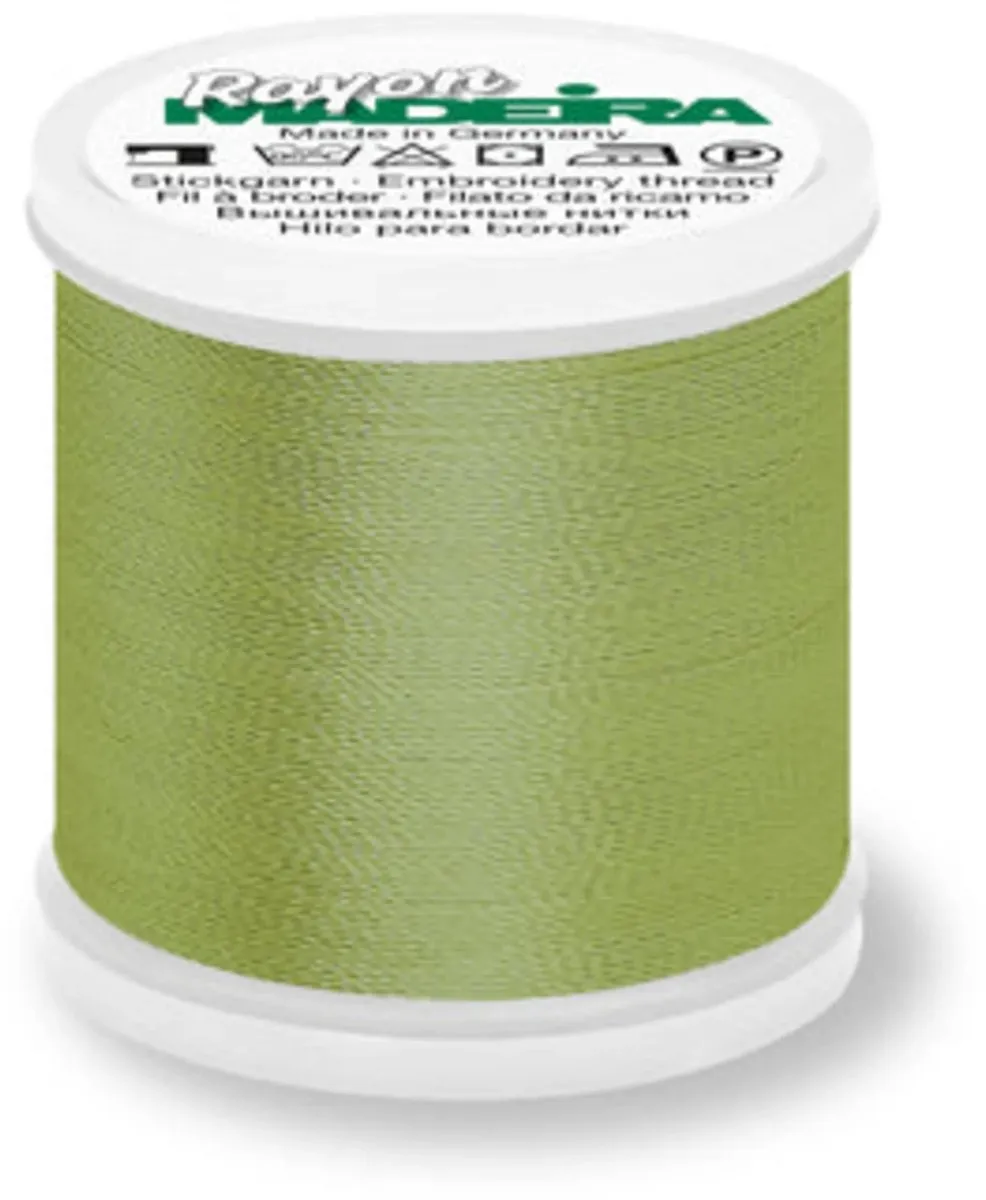 Madeira Rayon 40 1000m - 1106