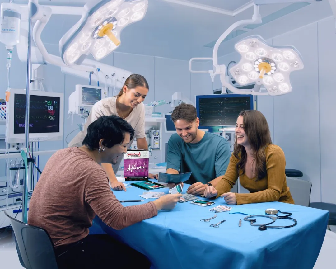 Identity Games Medical Mysteries Miami Flatline Coöperatief Spel - 4 Spelers