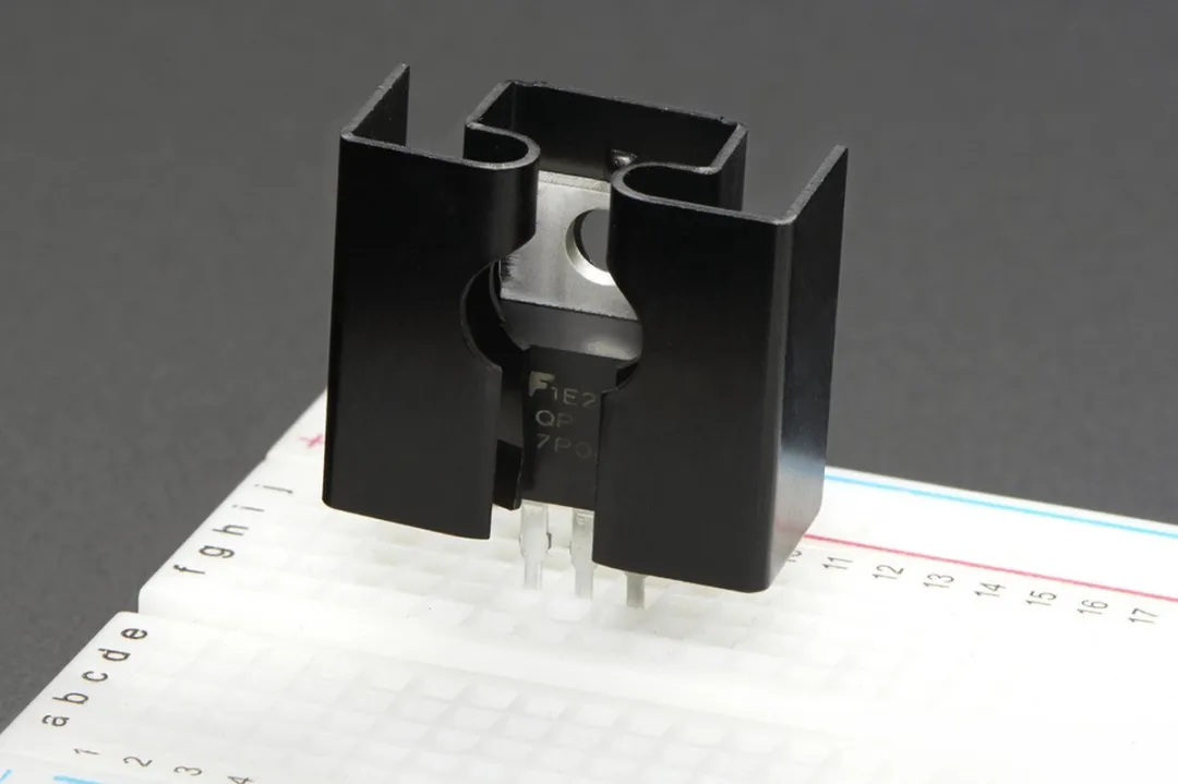 Adafruit 977 Heatsink Clip-on