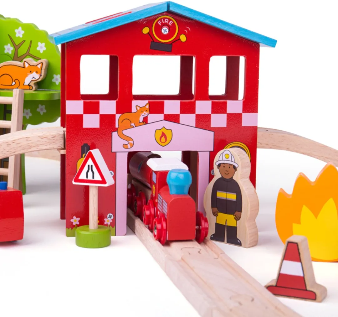 BIGJIGS Houten Brandweer Treinset 39-delig - Meerdere kleuren