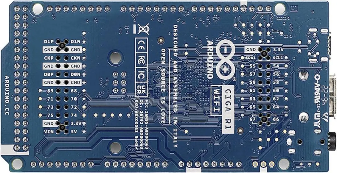 Arduino Giga R1 WiFi ABX00063