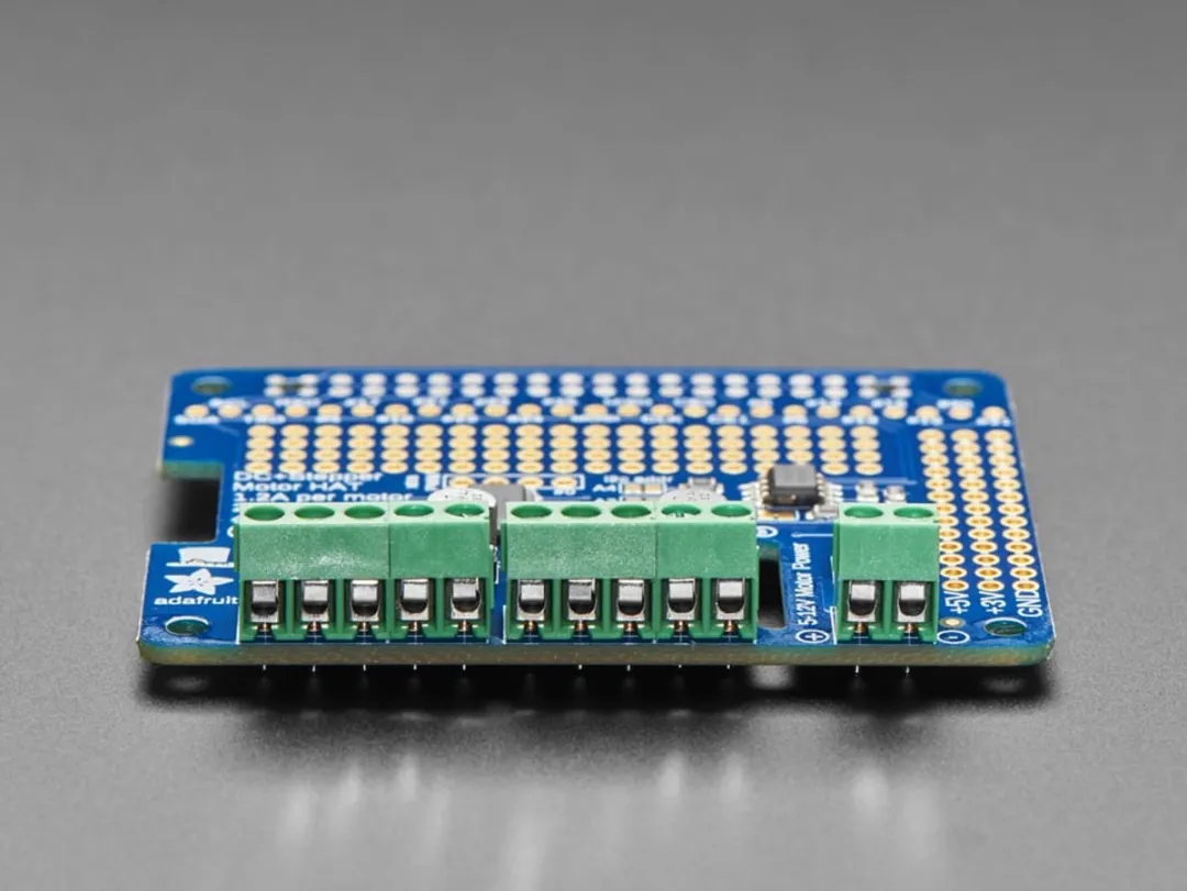 Adafruit DC & Stepper Motor HAT 2348 - Meerkleurig