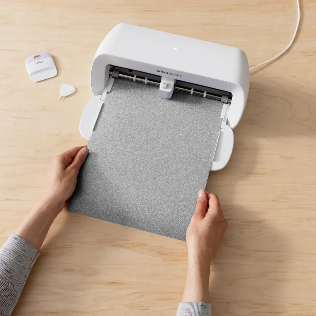 Cricut Smart Iron-On Joy Xtra Prismatic Glitter Silver 24,1x48cm