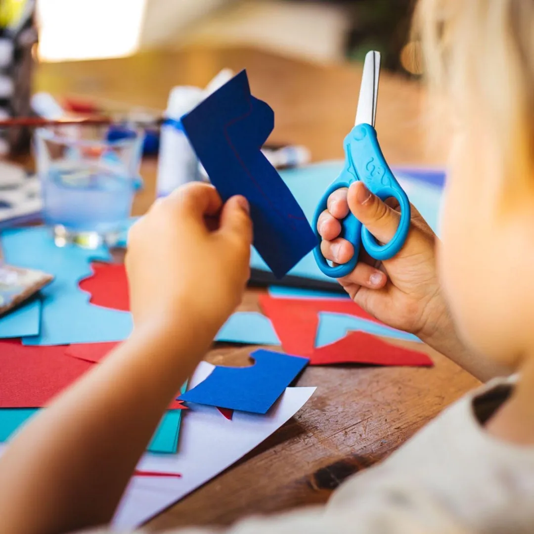 Fiskars Gerecyclede Universele Kinderschaar 13cm - Blauw