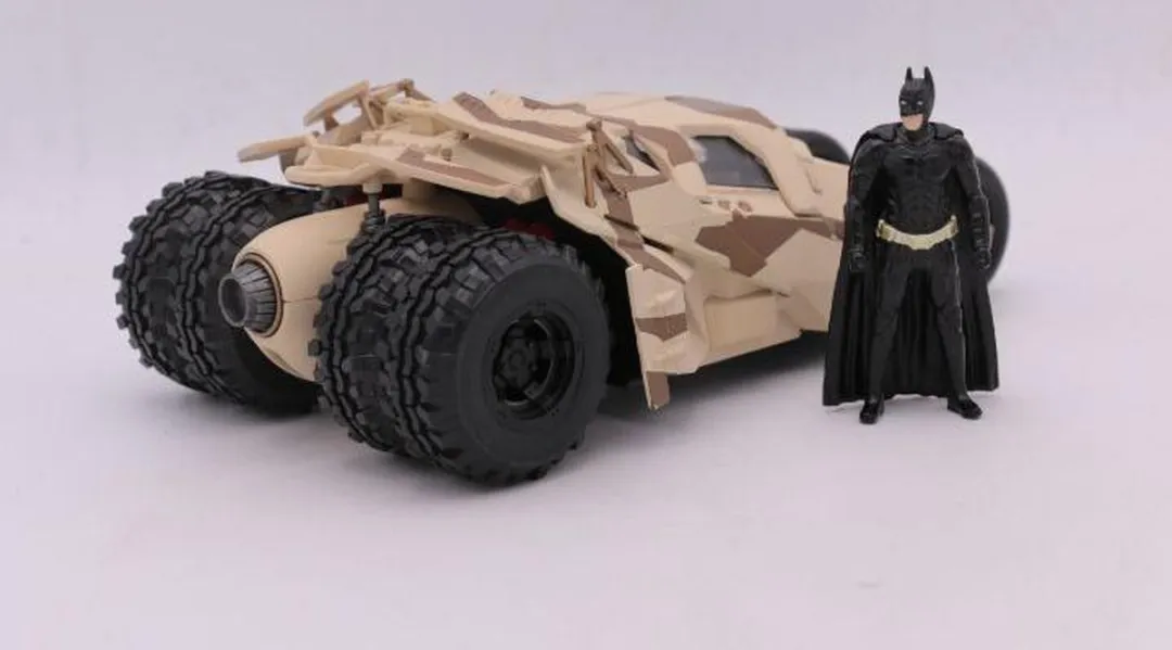 Jada Toys Batman The Dark Knight Batmobile 1/24 Diecast - Camo - JADA98543 - afbeelding 6 van 6