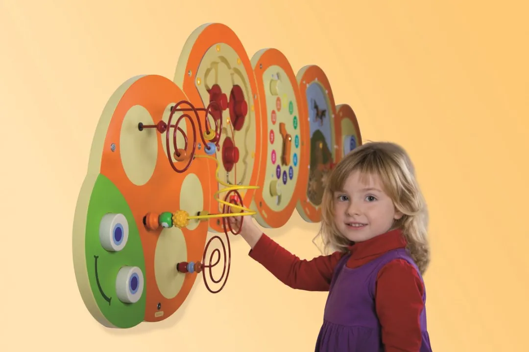 Beleduc Speel Element Rups Klok - 6 Spelers