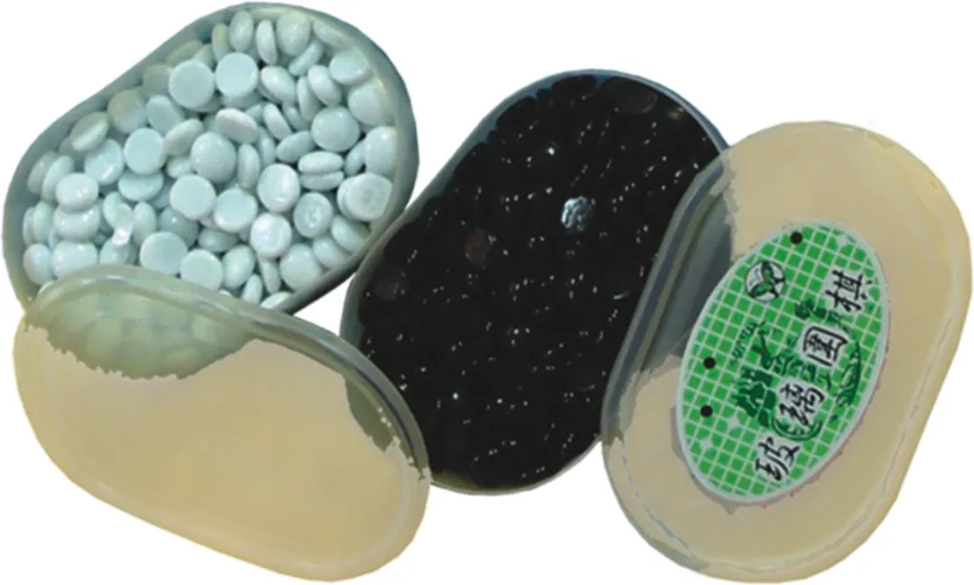 HOT Games Go-Stenenset 16mm Glas Wit/Zwart 160 Stuks