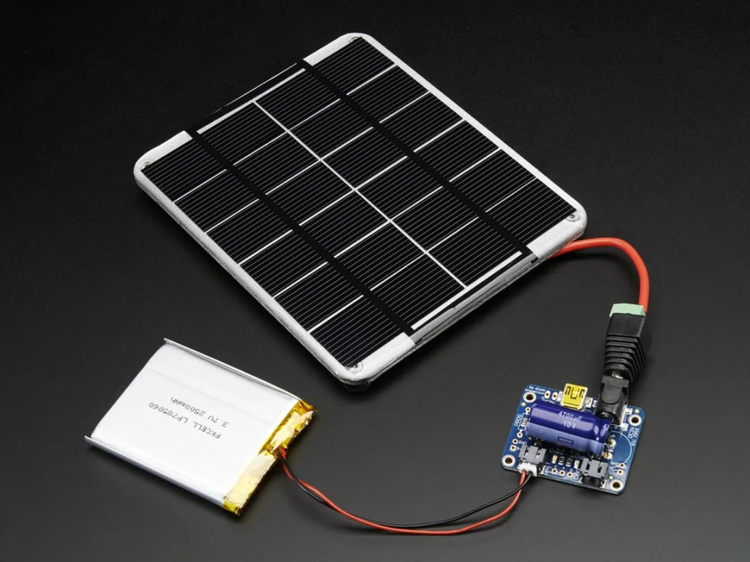 Adafruit USB/DC/Solar LiPo Laadmodule v2 390 - Meerkleurig
