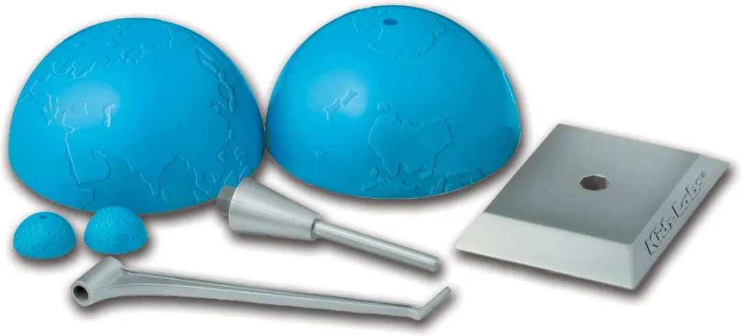 4M - STEAM toys Space Bouwset - Aarde-Maan model die oplicht in het donker